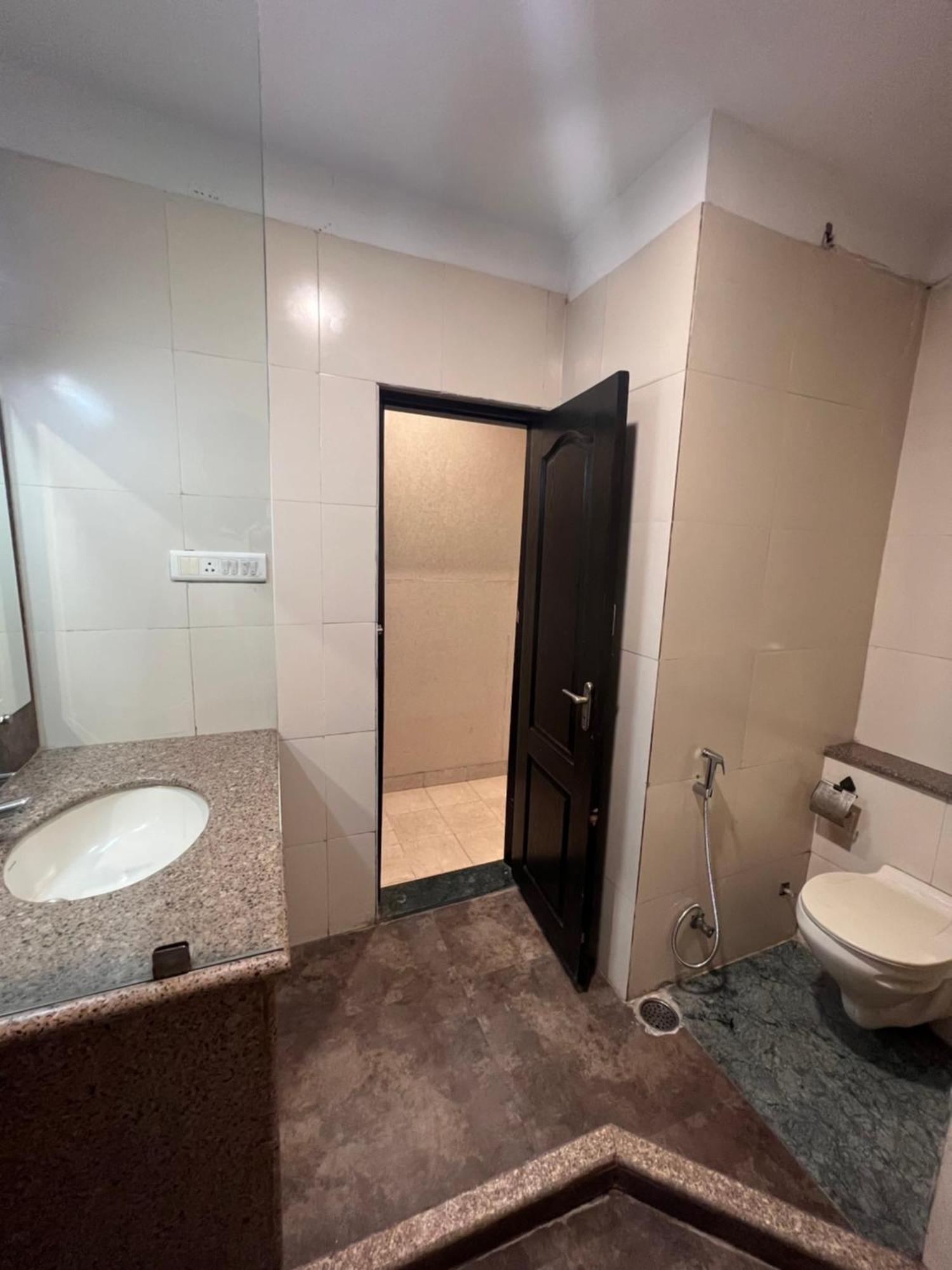 Hotel Sb Castle Kanpur Eksteriør billede