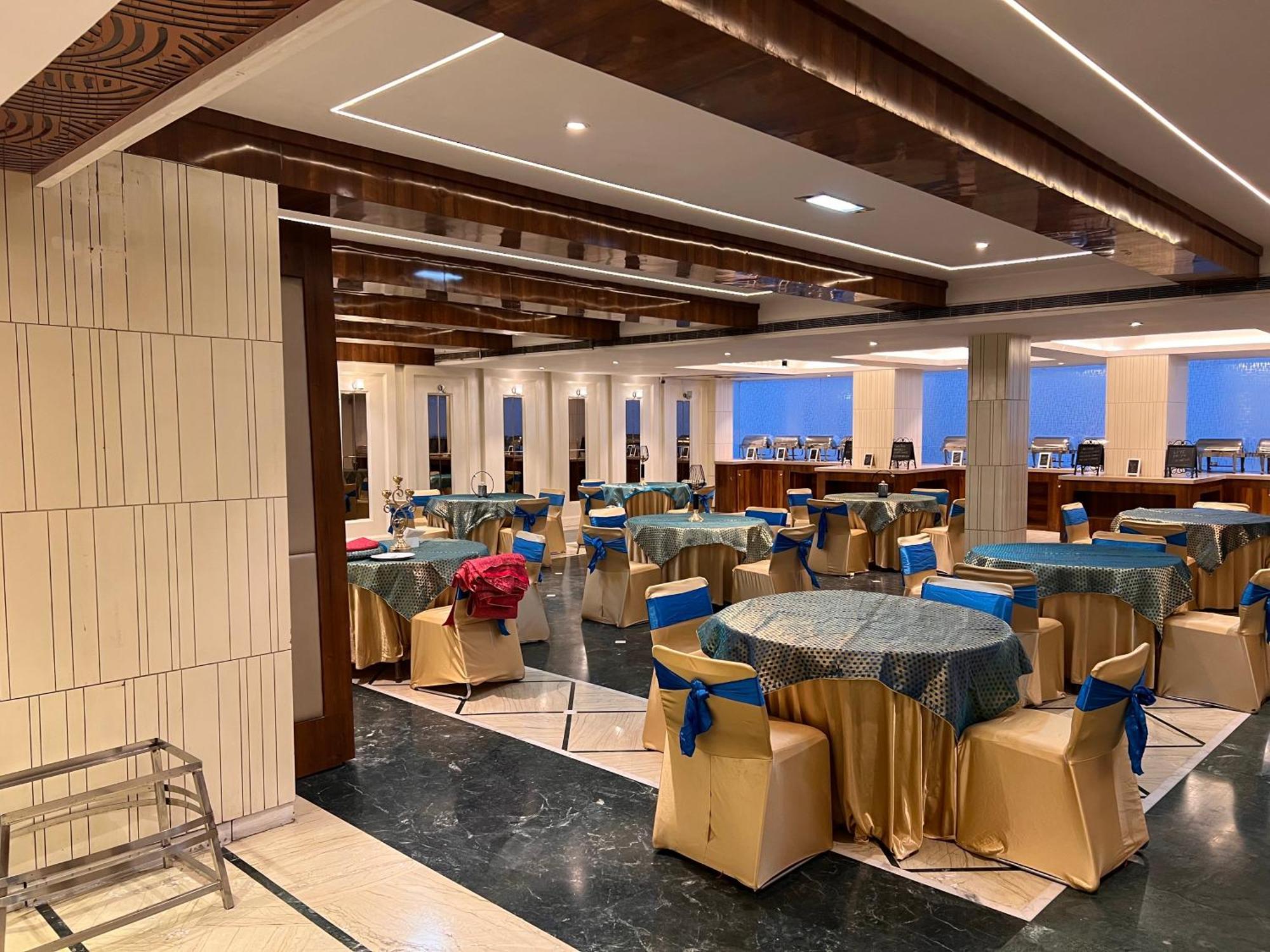 Hotel Sb Castle Kanpur Eksteriør billede