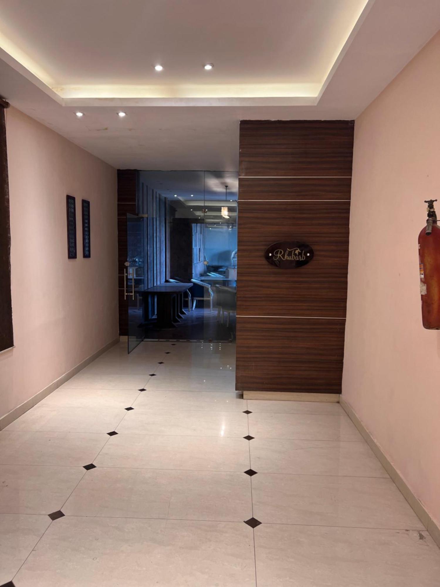 Hotel Sb Castle Kanpur Eksteriør billede