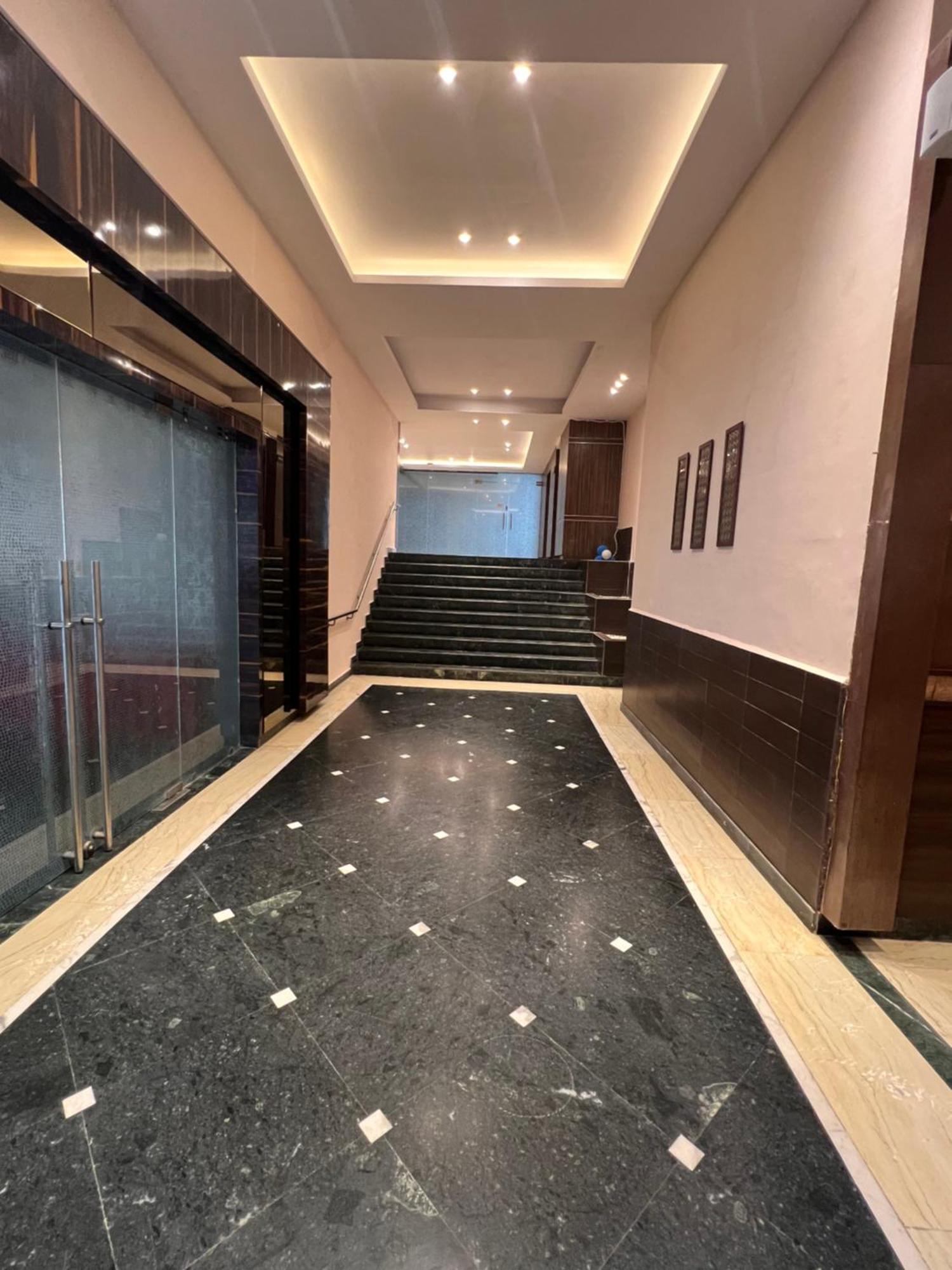 Hotel Sb Castle Kanpur Eksteriør billede
